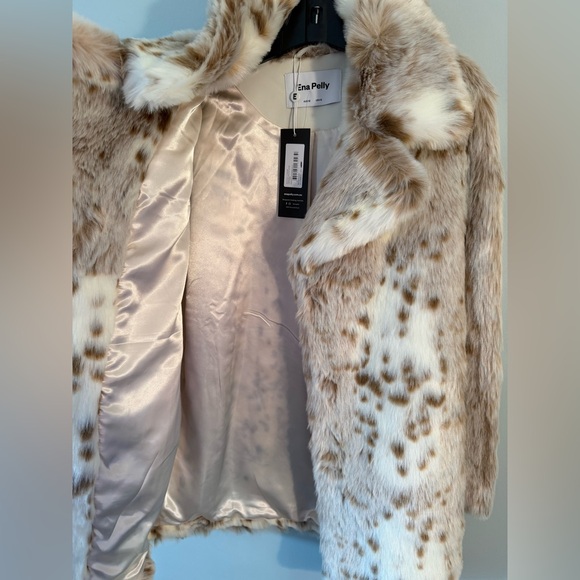 NWT - Ena Pelly Faux Fur Jacket (Size M) - Picture 6 of 11